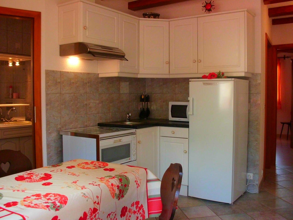 Gite Dans Cite Medievale ベルシュ 部屋 写真